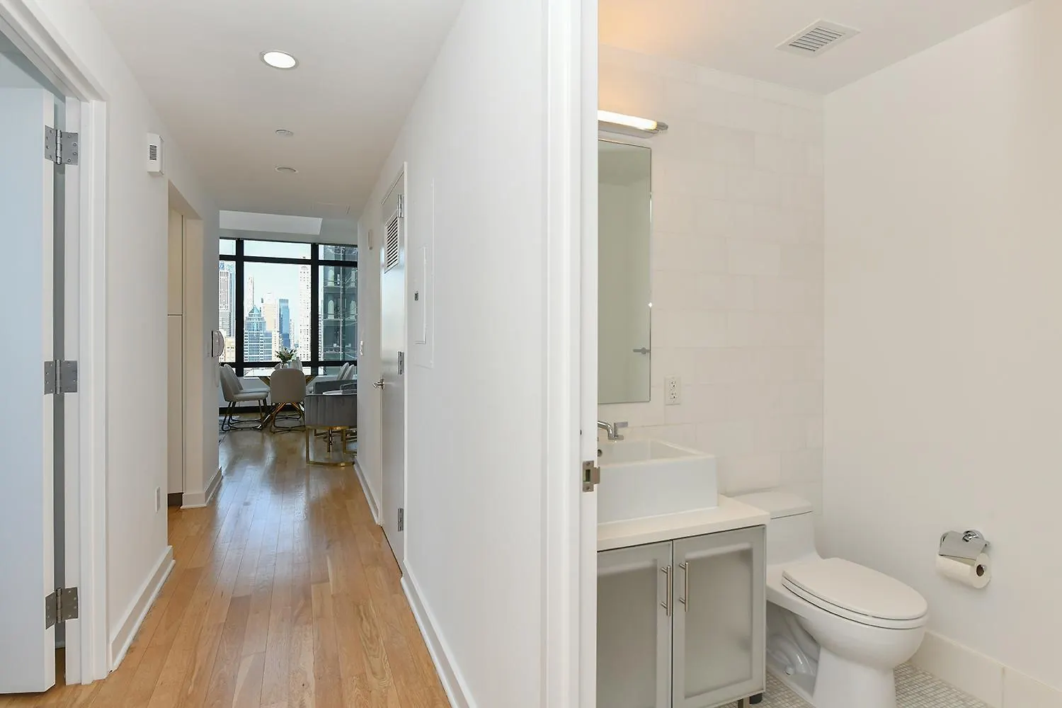 Opulent 2Br Duplex - Iconic Midtown Views Lägenhet New York
